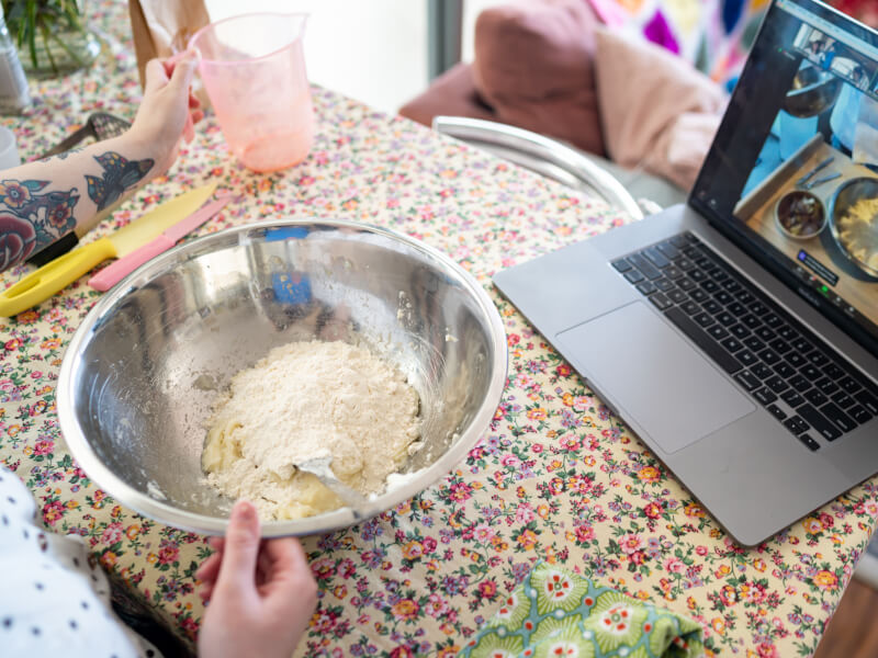 5 Reasons Virtual Cooking Classes Are Good for Your Mind and Mood